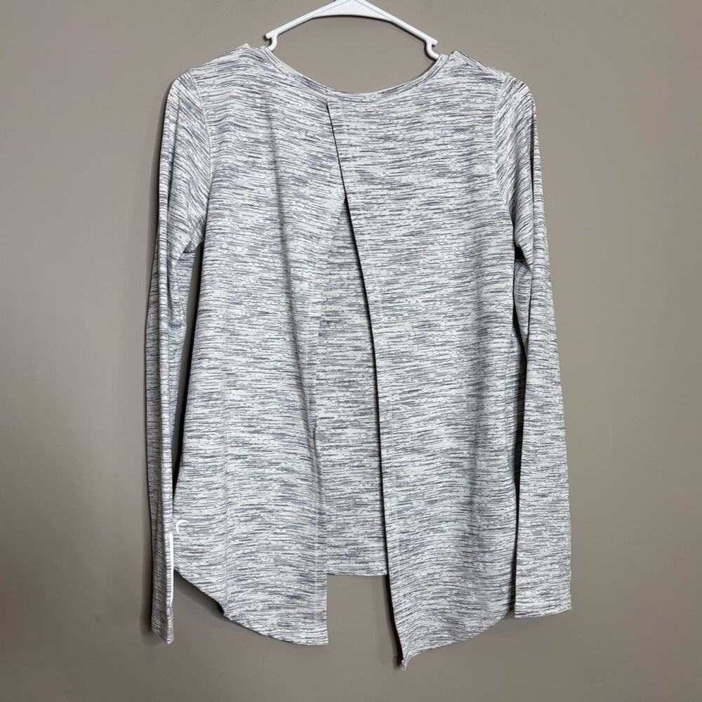 ZYIA Namaste Split Back Long Sleeve Activewear Shirt Gray White Large - Picture 6 of 8